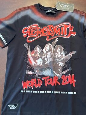Aerosmith World Tour 2014 Graphic Tee - Black with Red Accents silver studs NWT